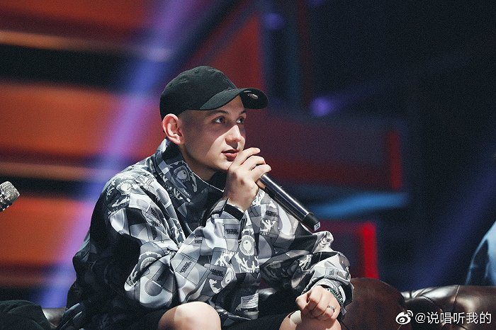 说唱艾热现场照片
